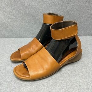 The FLEXX Beglad Sandals Tan Brown Leather Ankle Strap Womens Size 41 US 9.5